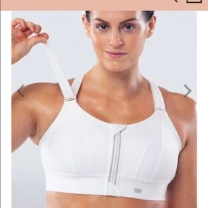 SHEFIT Ultimate Sports Bra size 4 Luxe ☀️